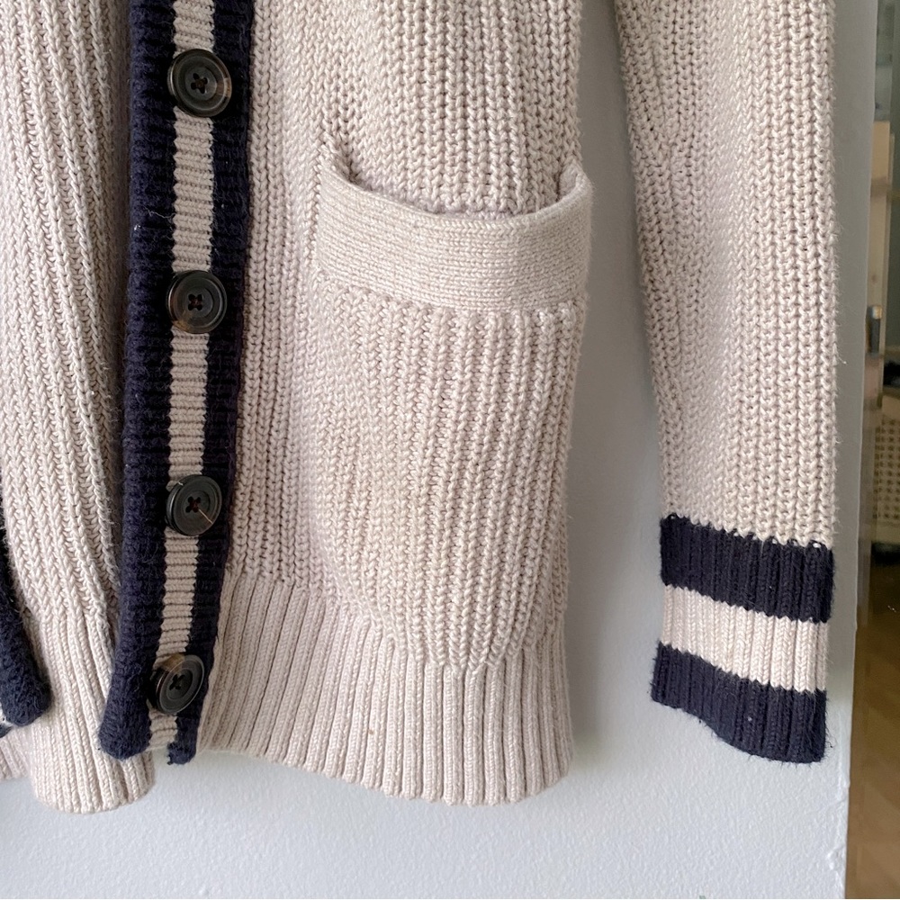 Abercrombie and Fitch collegiate knit cardigan - Picture 4 of 5